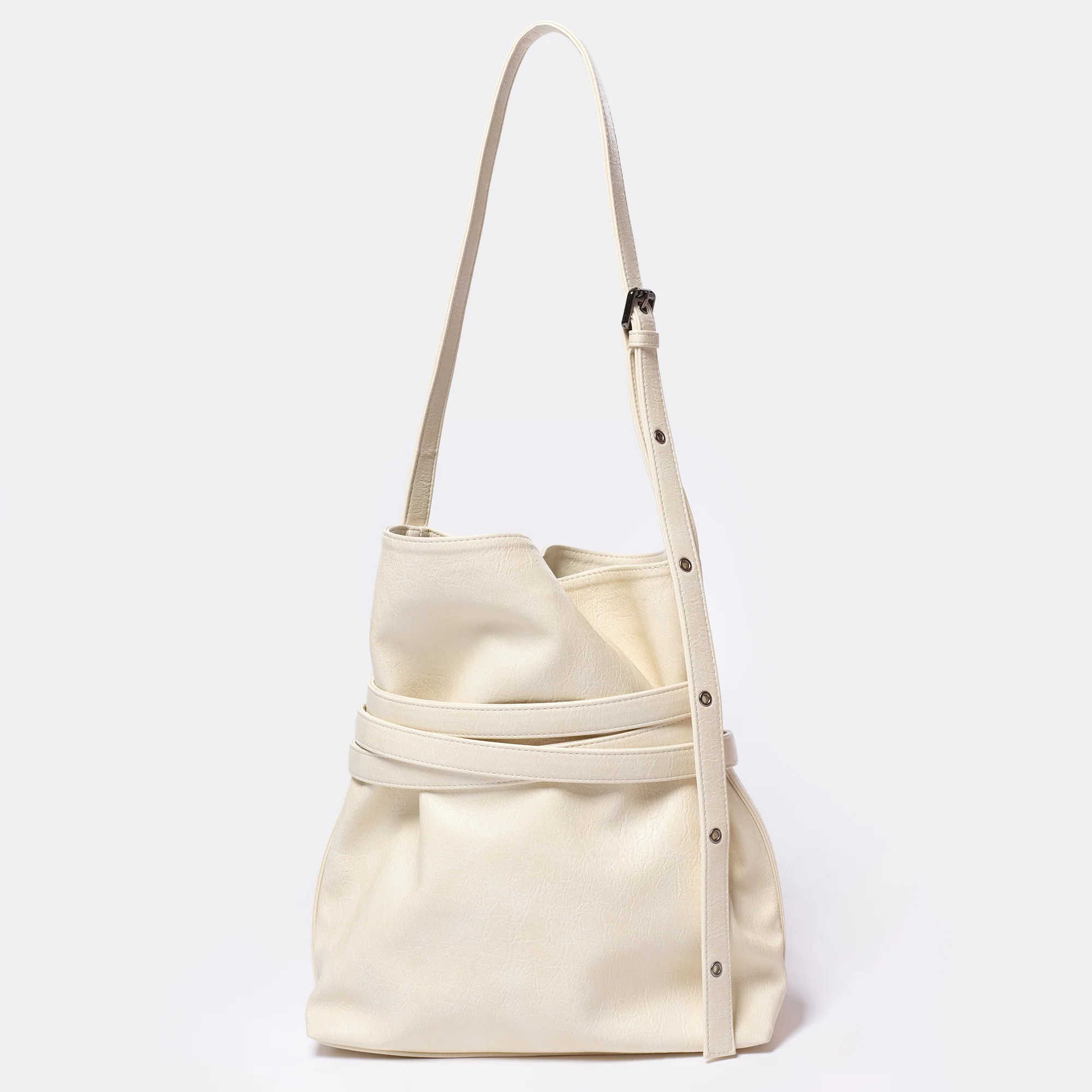 belt bucket bag M savage cream - Image 3