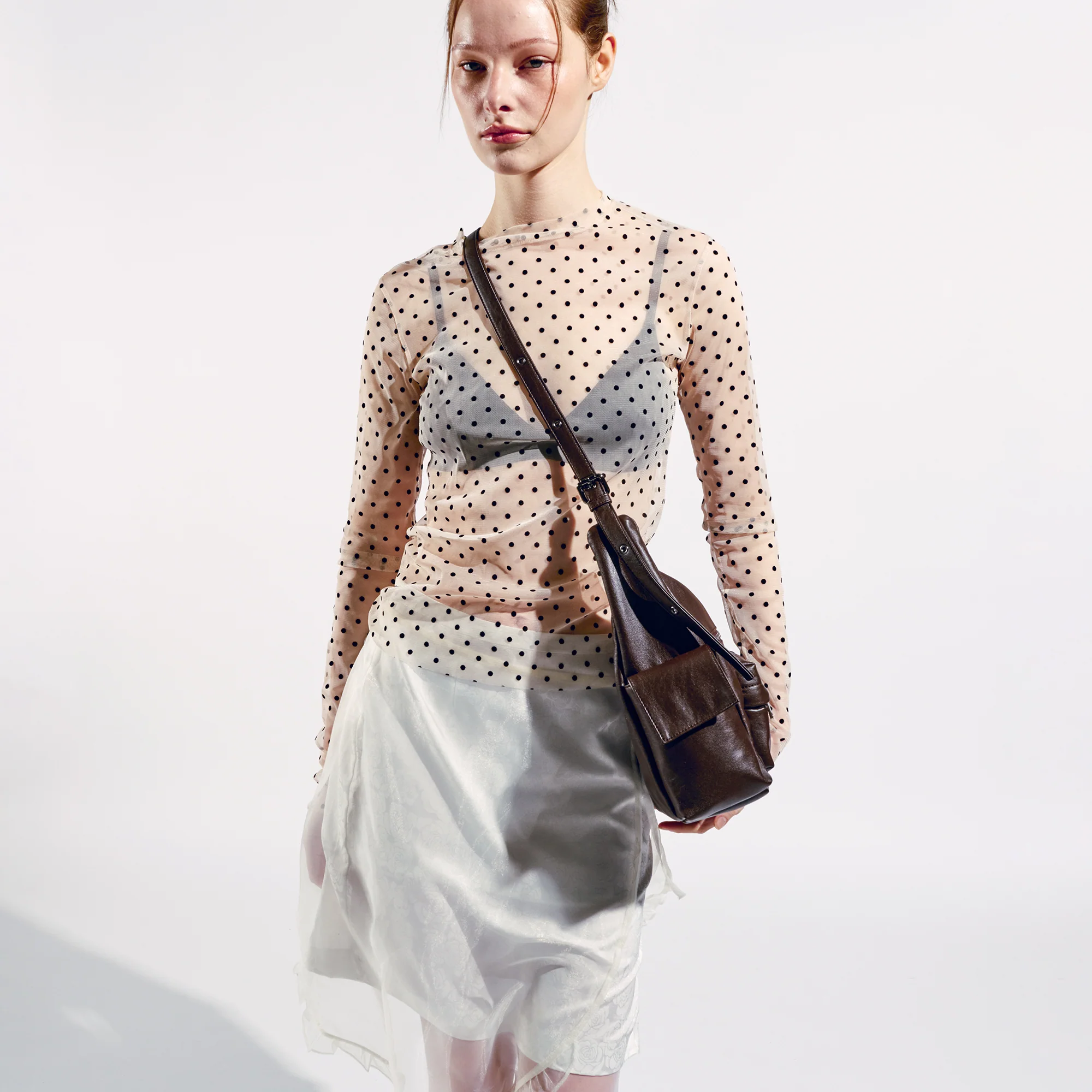 pocket mug bag L nappa chocolate - Image 5