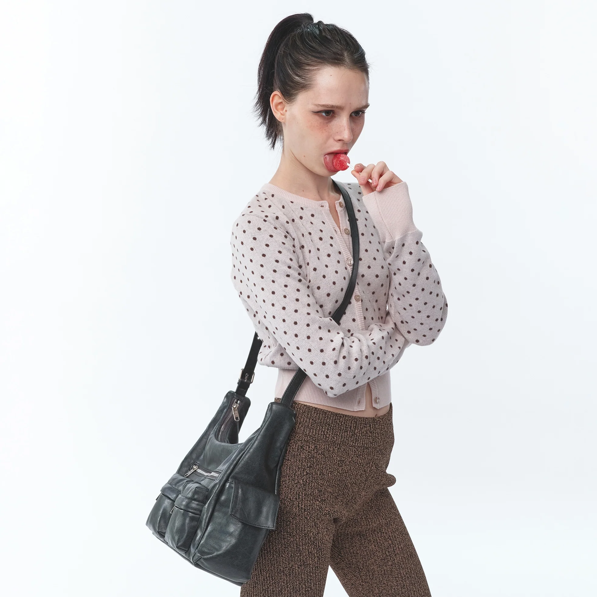 pocket mug bag L veg charcoal - Image 5