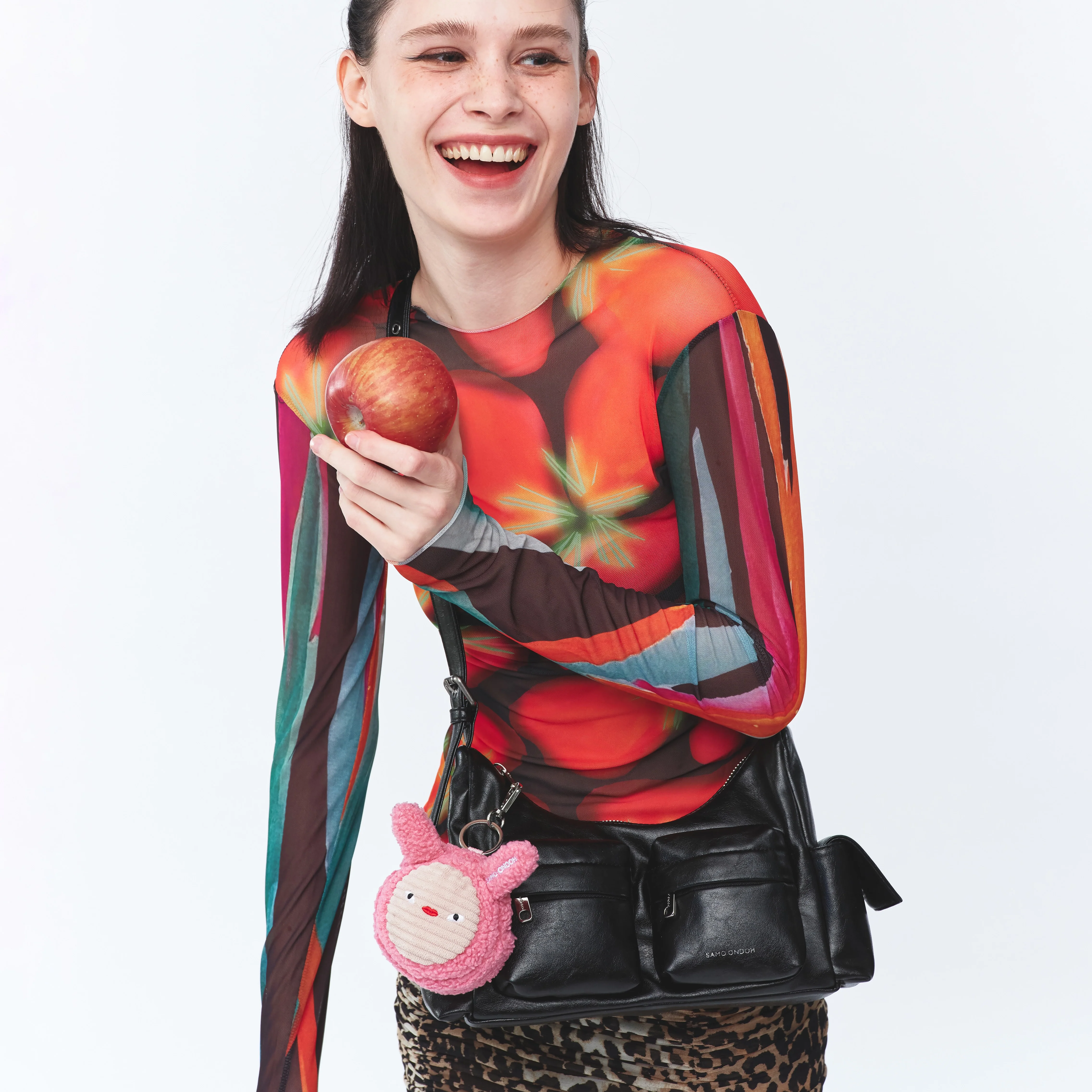 pocket mug bag M veg black - Image 3