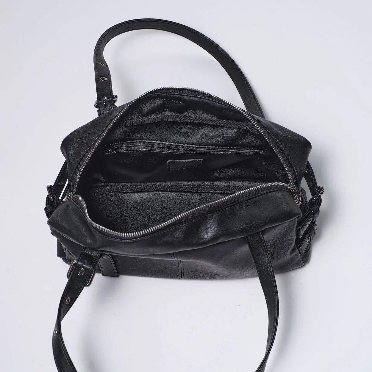 side belt bag M nappa matt black - Image 6